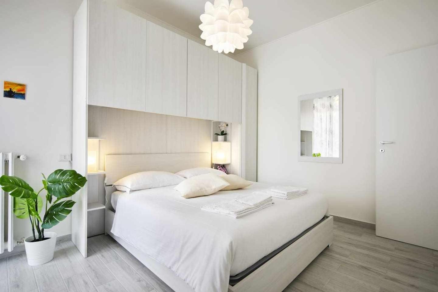 Sunny San Siro Stadio Apartment Milan Luaran gambar